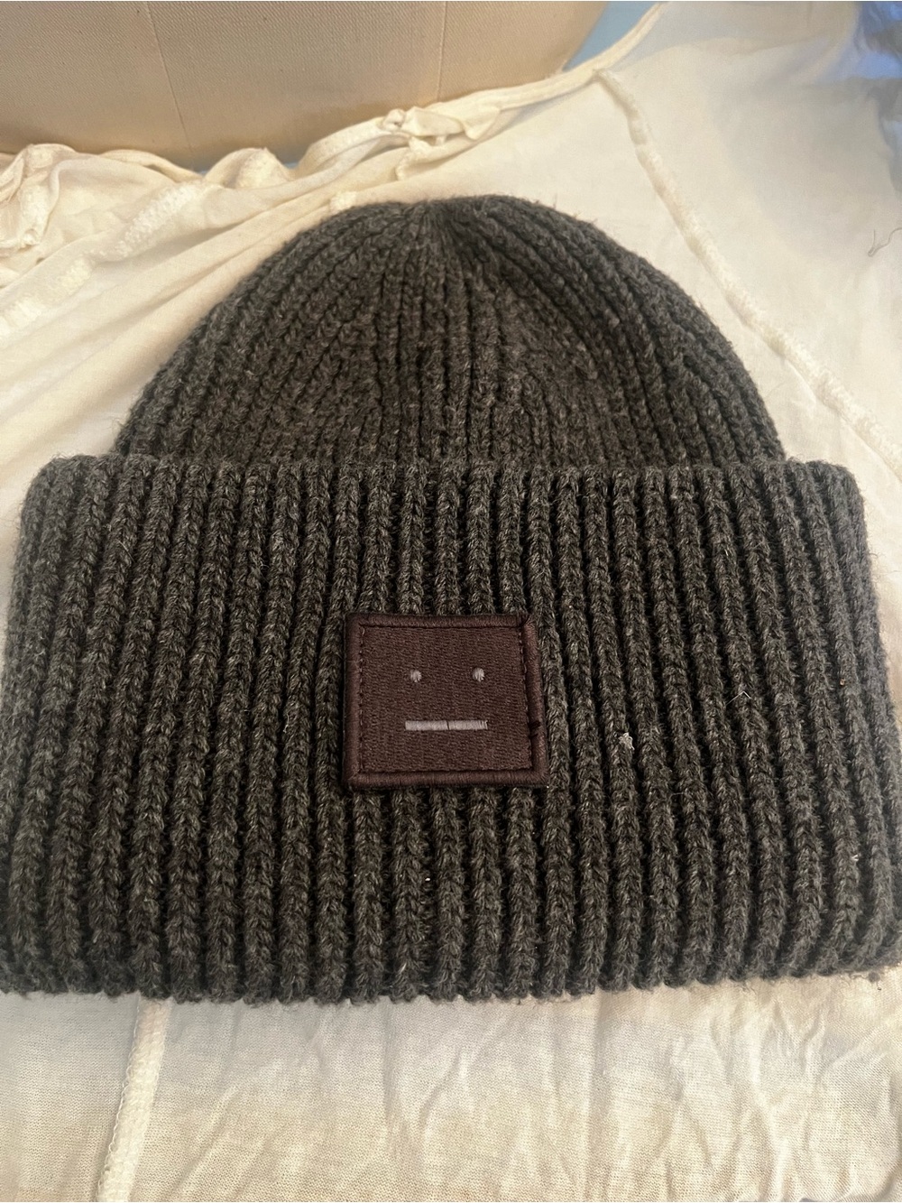 ACNE STUDIO Gray Ribbed Knit Beanie Hat with Patch. Worn twice - Picture 2 of 5